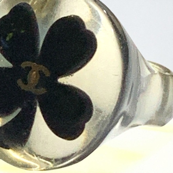 Authentic Vintage CHANEL Lucite Ring LUCKYClover Extremely Rare-Collectors Dream - Picture 12 of 15
